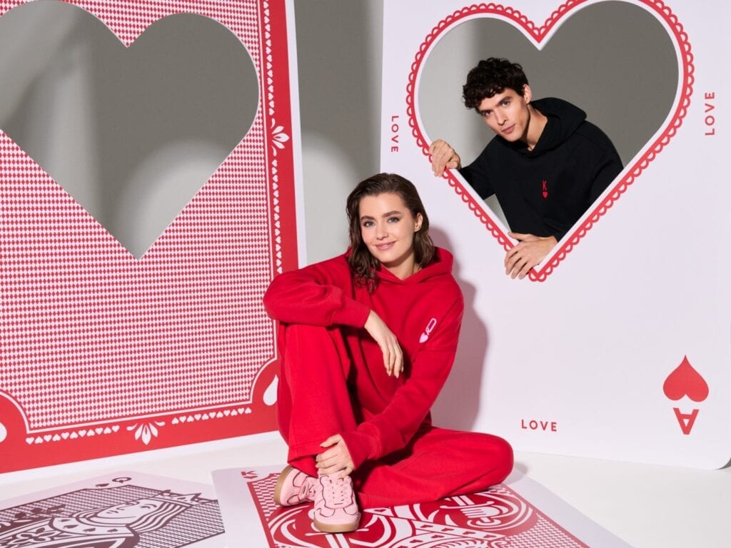 Cauți inspirație pentru Ziua Îndrăgostiților? Descoperă cadouri valentines day pentru ea la prețuri accesibile!