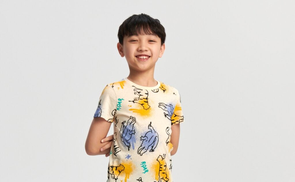 Знайдіть ідеальні футболки дитячі  та створіть чудові стилі для своєї дитини.
