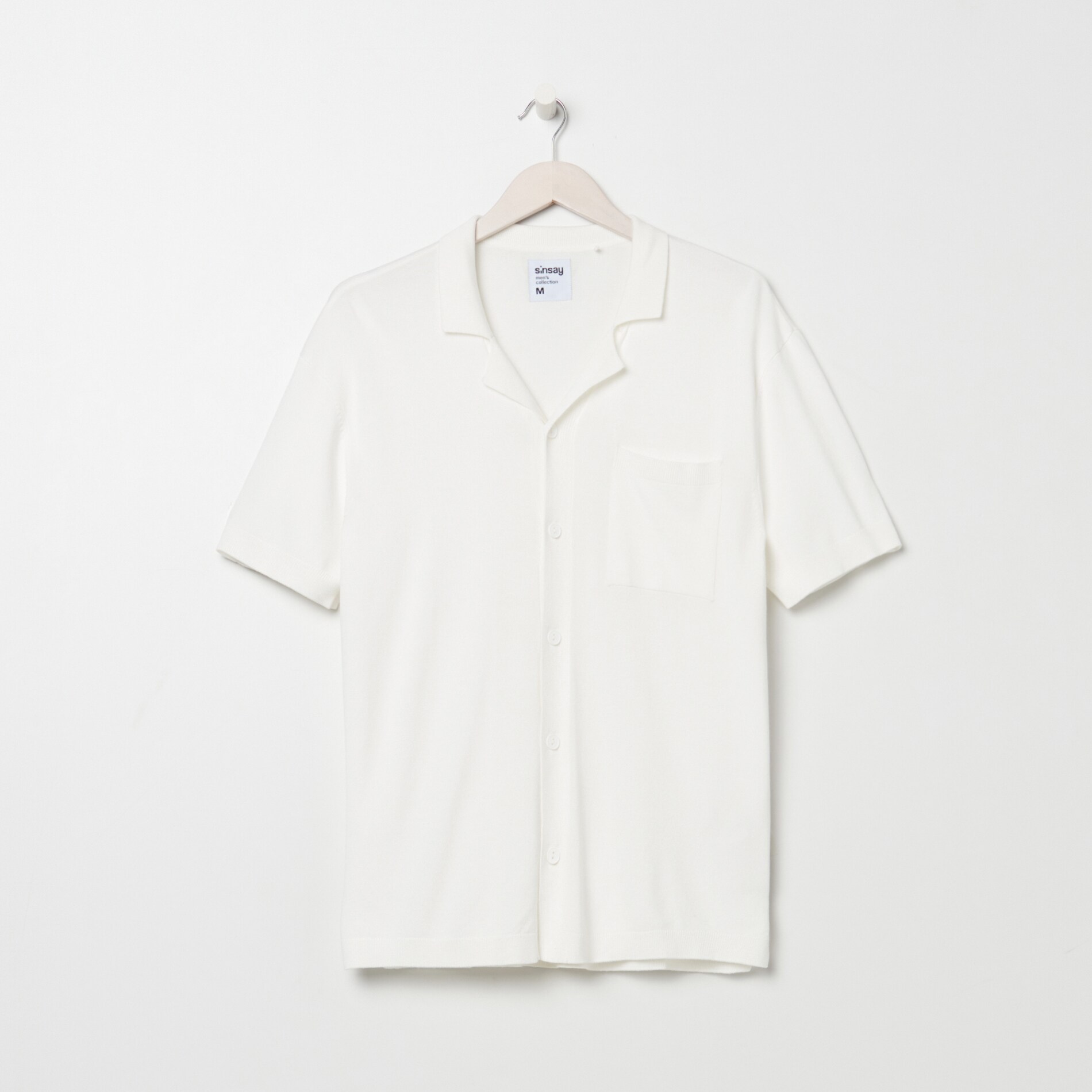 Sveter so zapínaním na gombíky a golierom