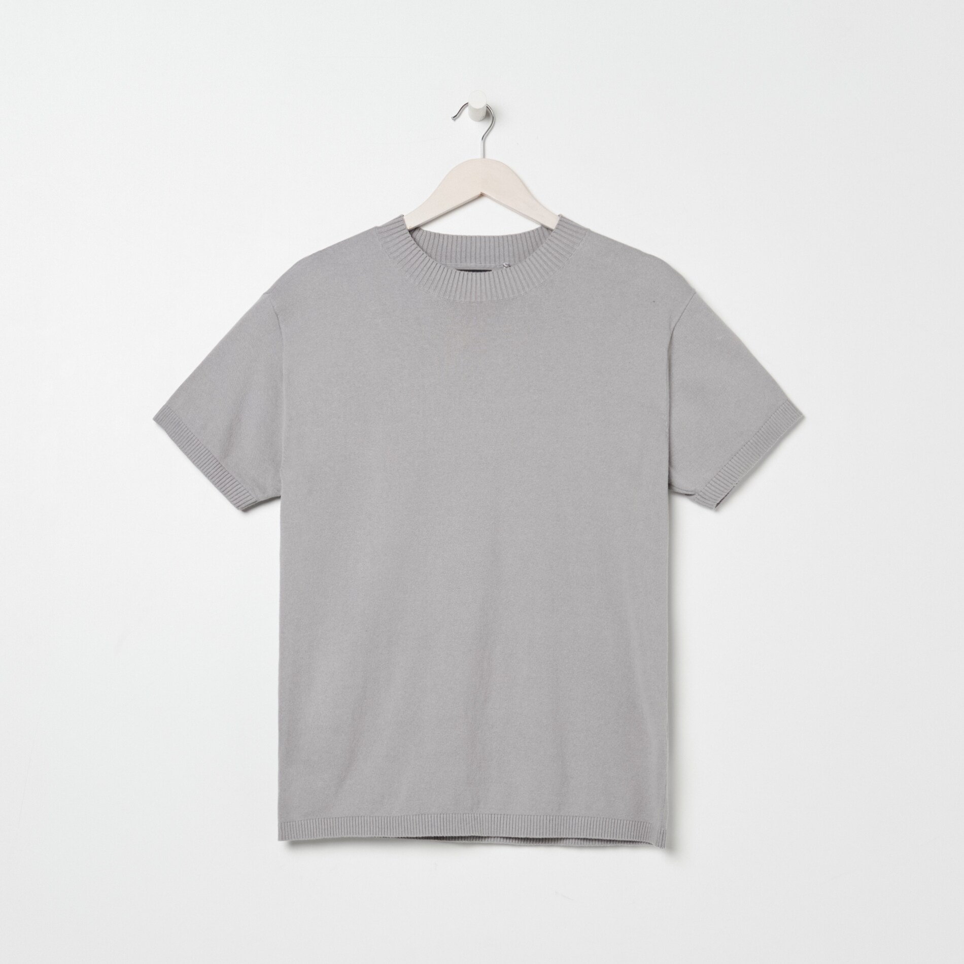 Ľahký sveter s krátkymi rukávmi