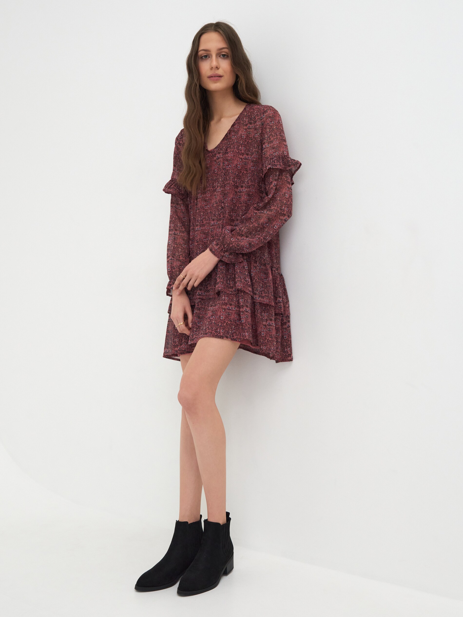 Šaty s kvetinovou potlačou