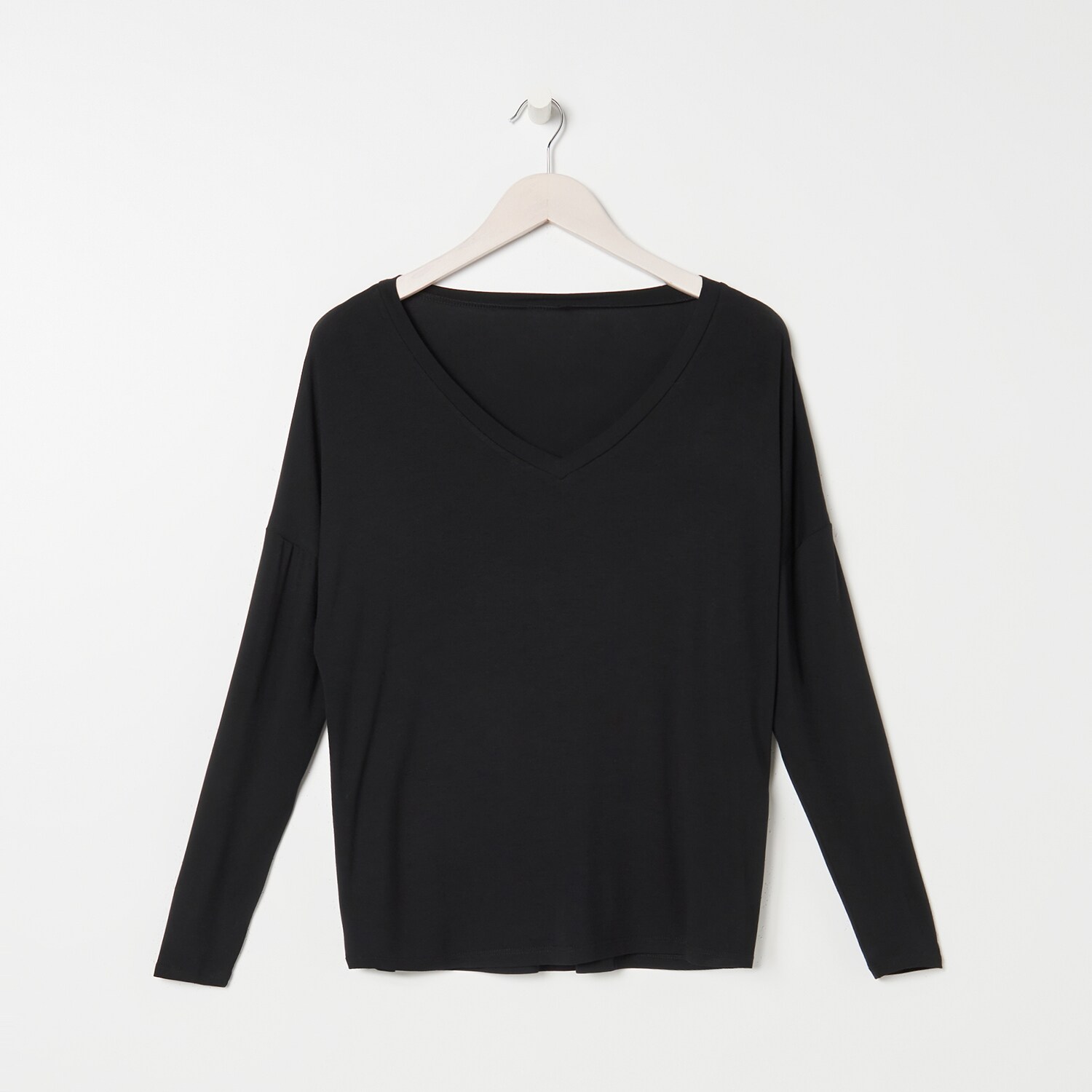 Tričko s véčkovým výstrihom