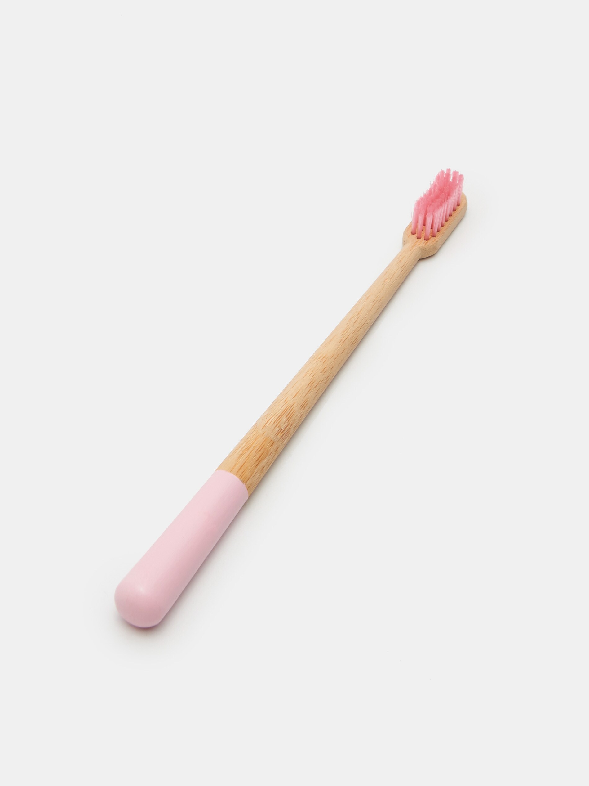 Bambusová zubná kefka