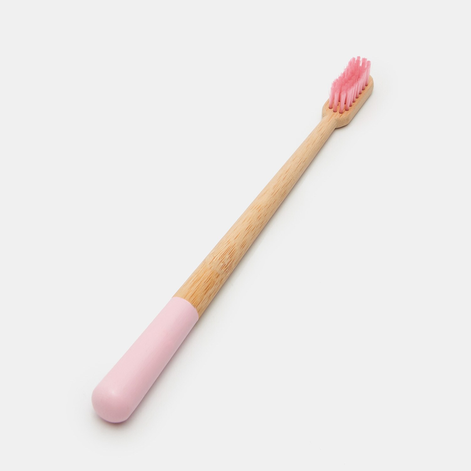 Bambusová zubná kefka