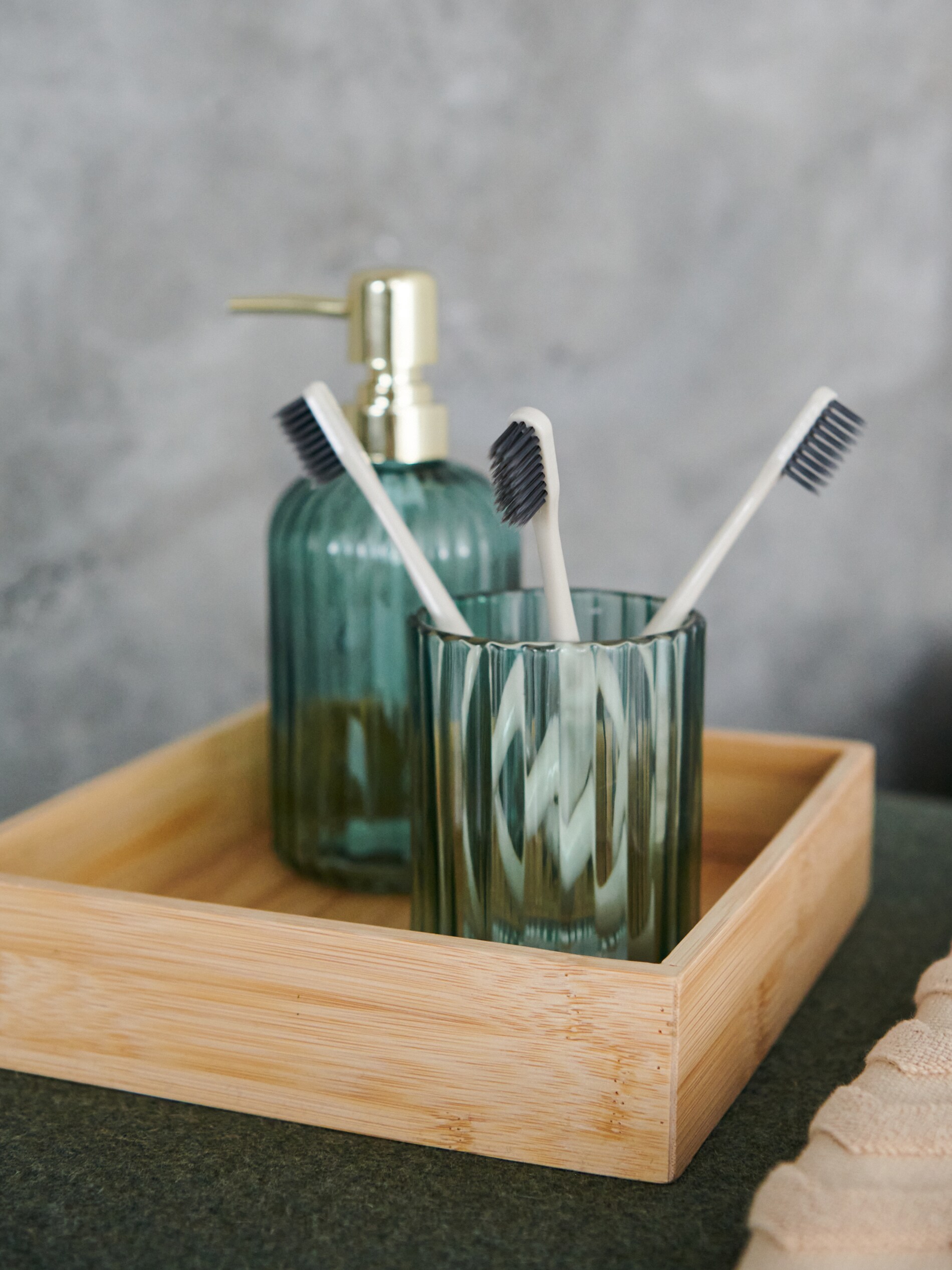 Súprava 3 zubných kefiek