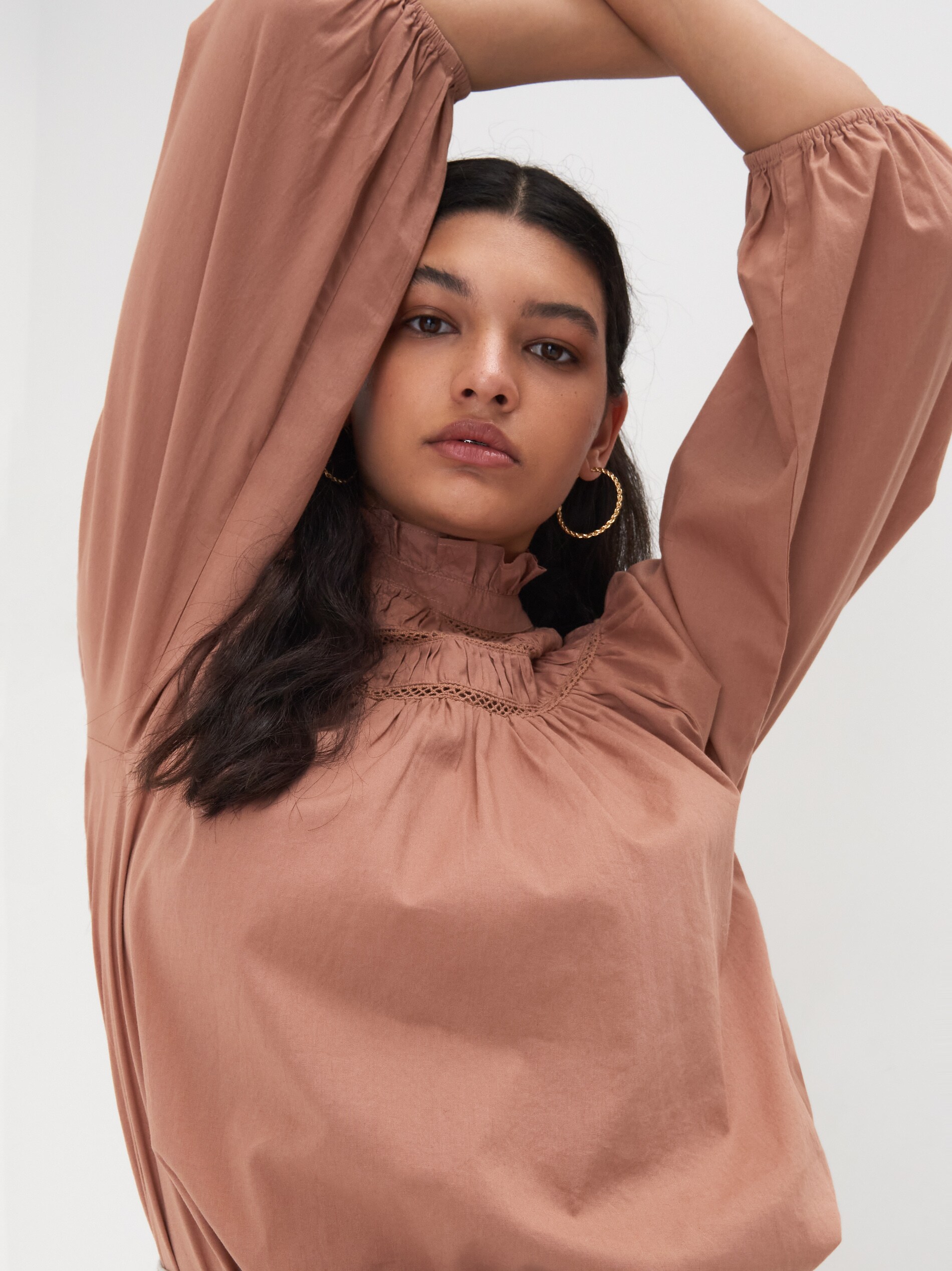 Blúzka s pufovanými rukávmi