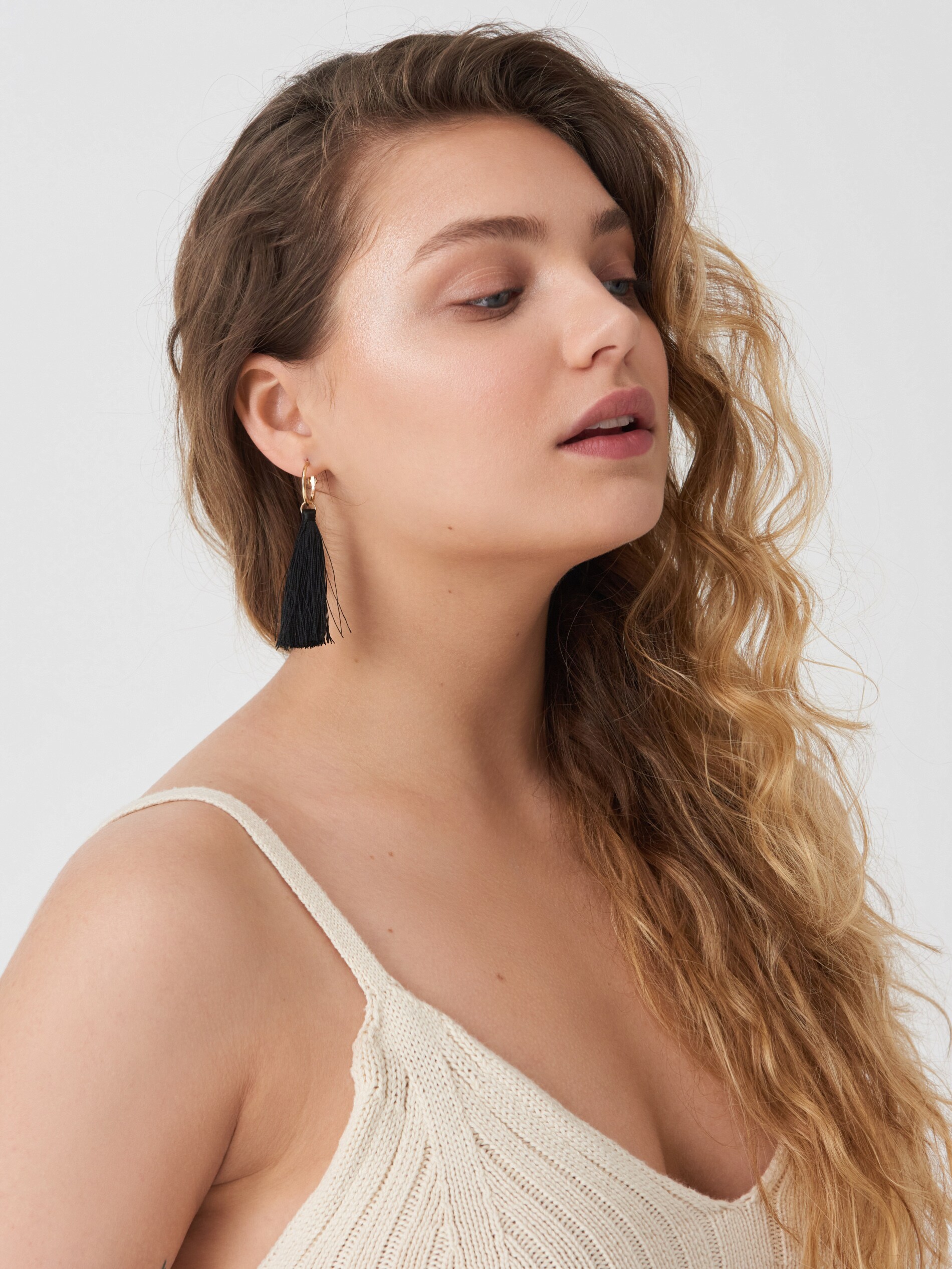 Strapcové náušnice