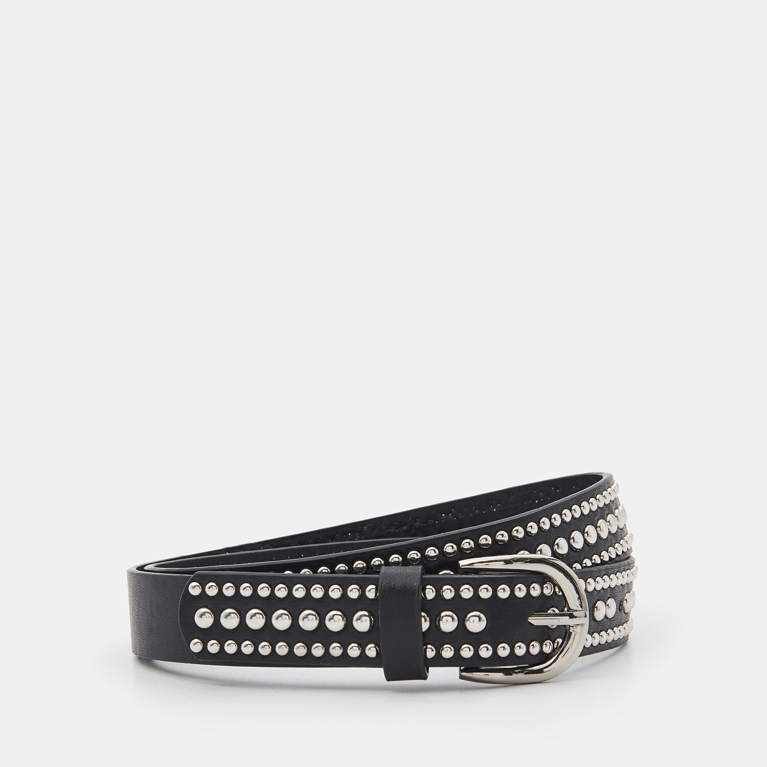 Opasok s kovovými detailmi