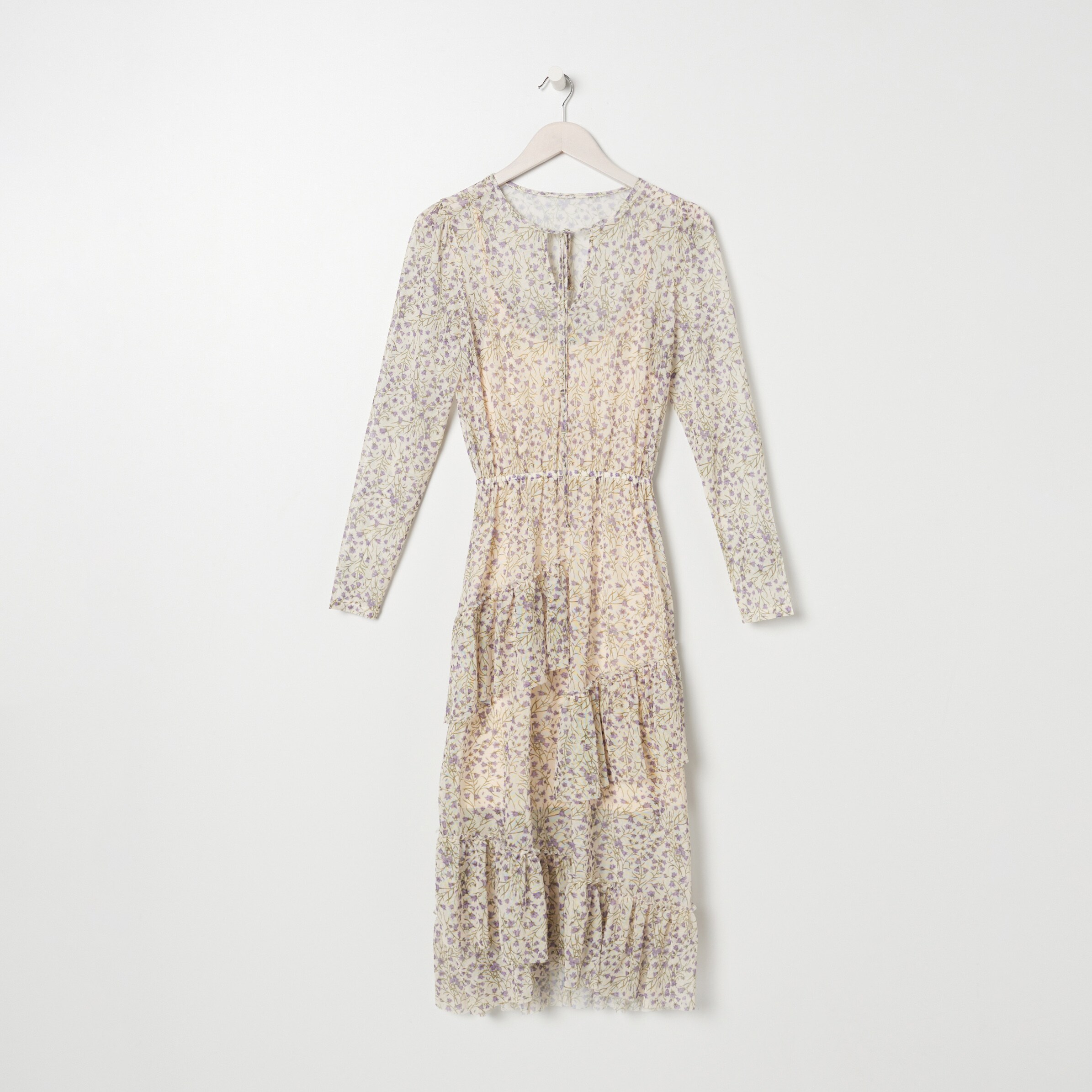 Maxišaty s volánmi