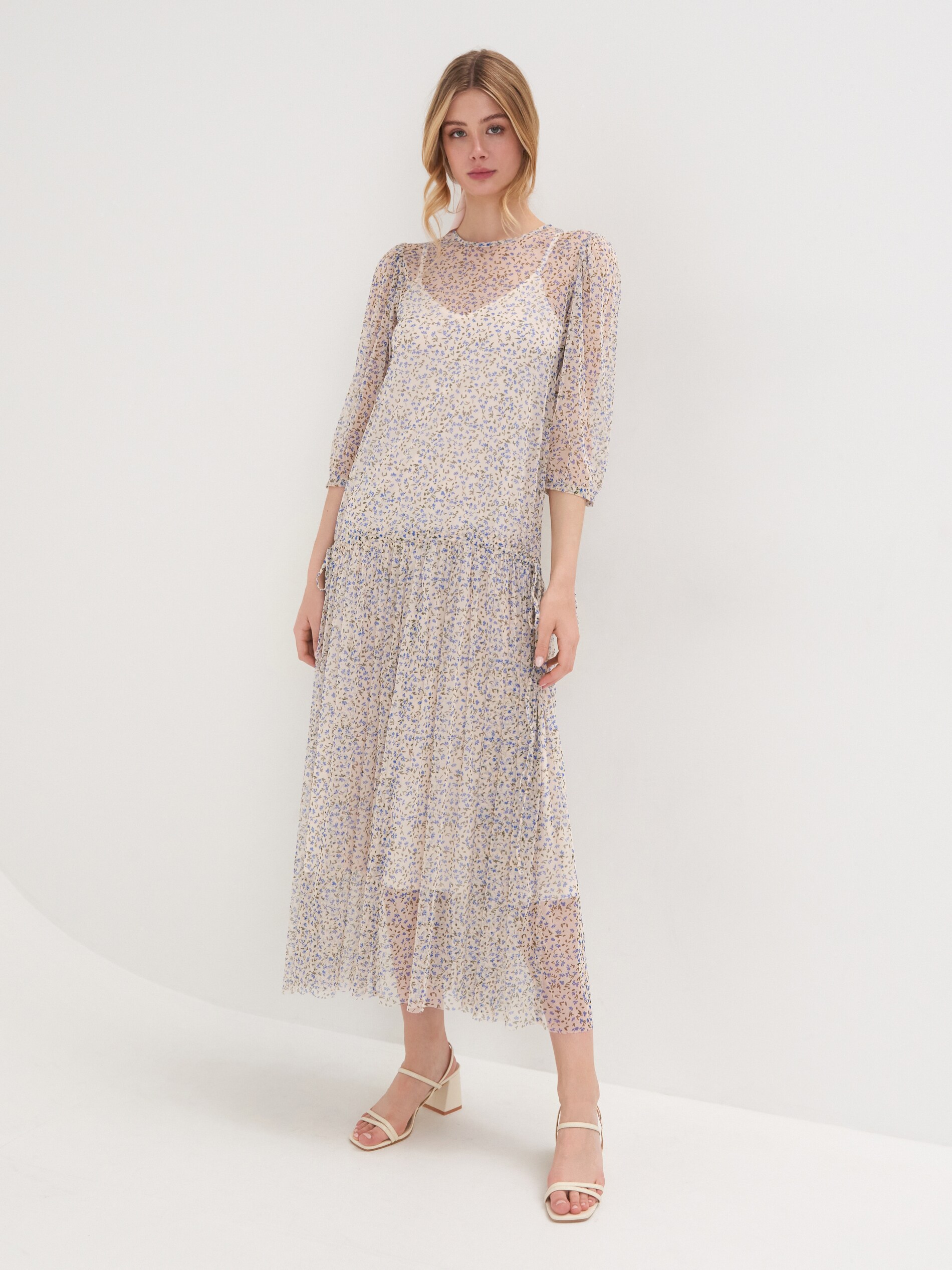 Maxišaty s kvetinovou potlačou