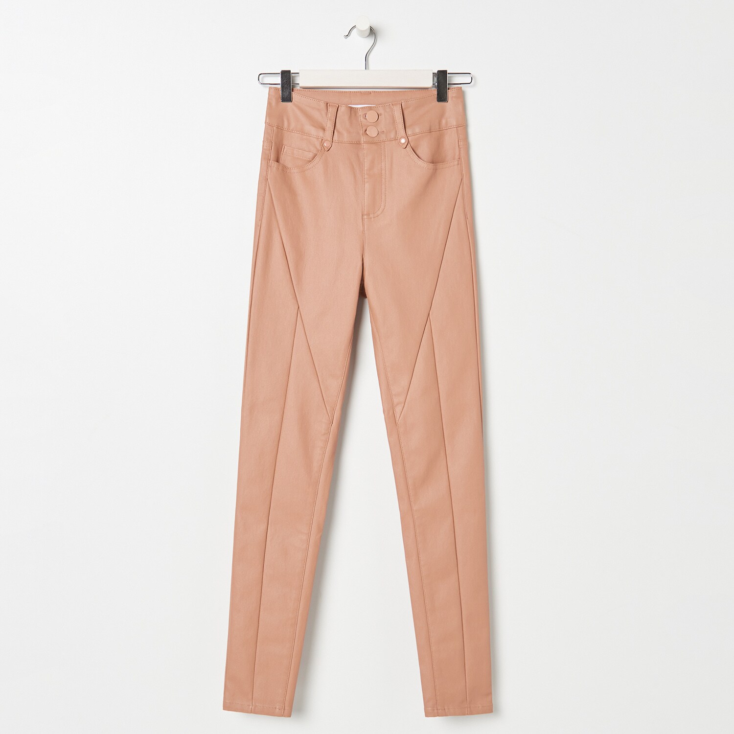 Nohavice s voskovaným efektom