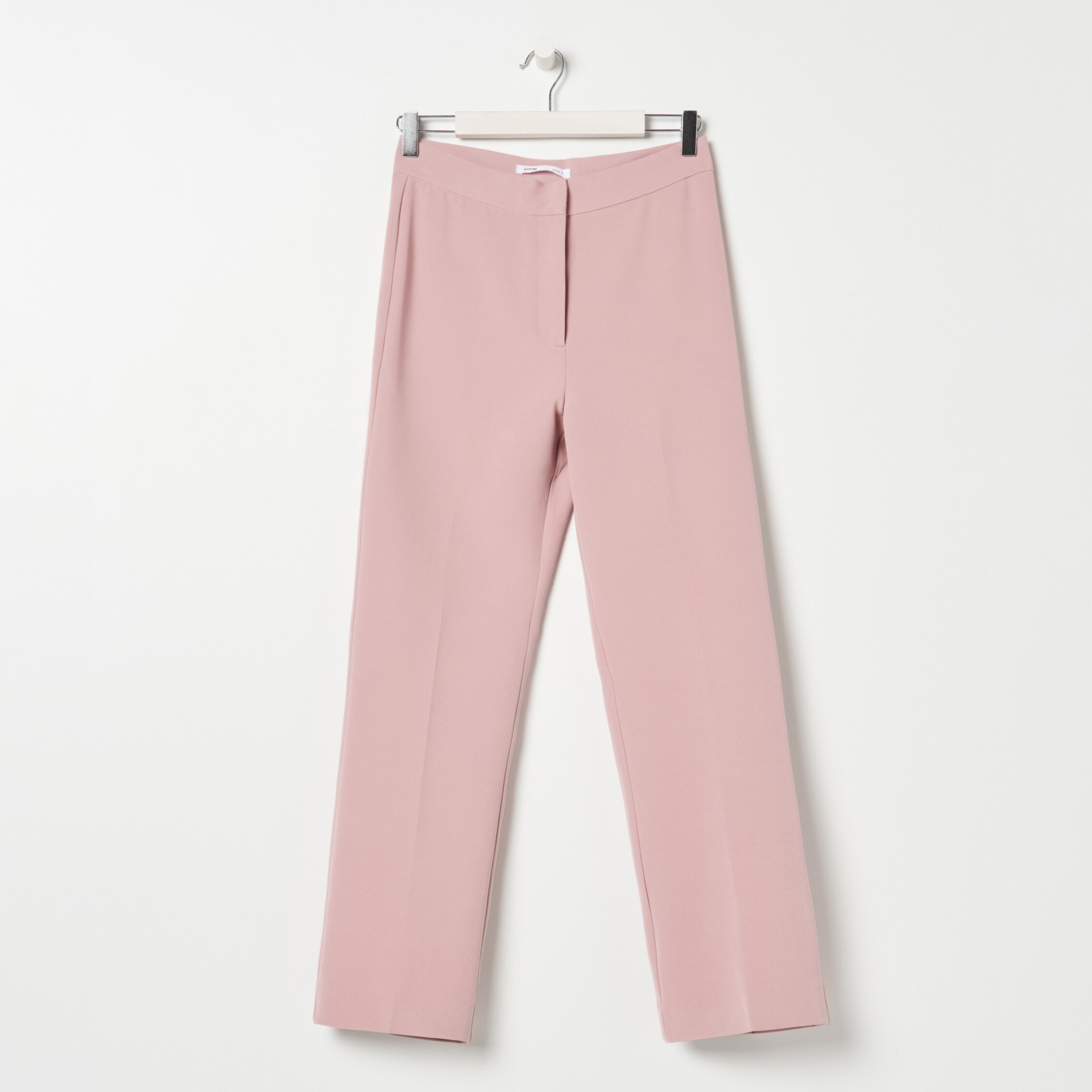 Elegantné nohavice so zažehlenými pukmi