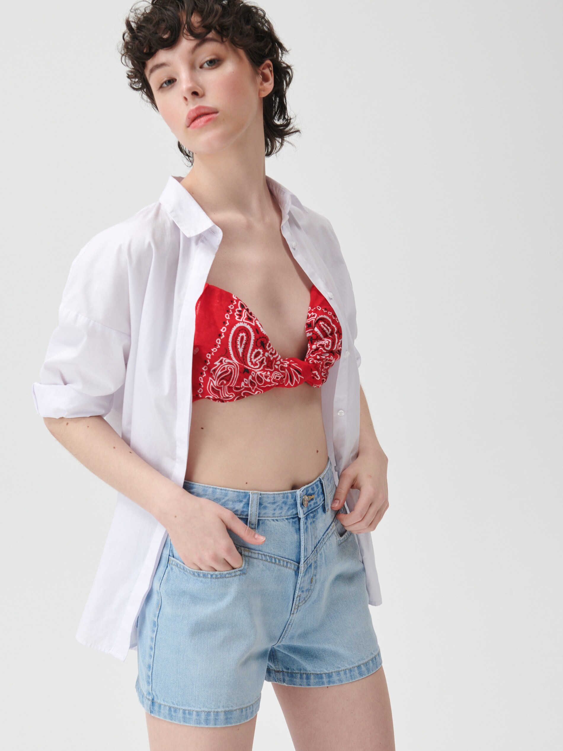 Denimové šortky s vysokým pásom