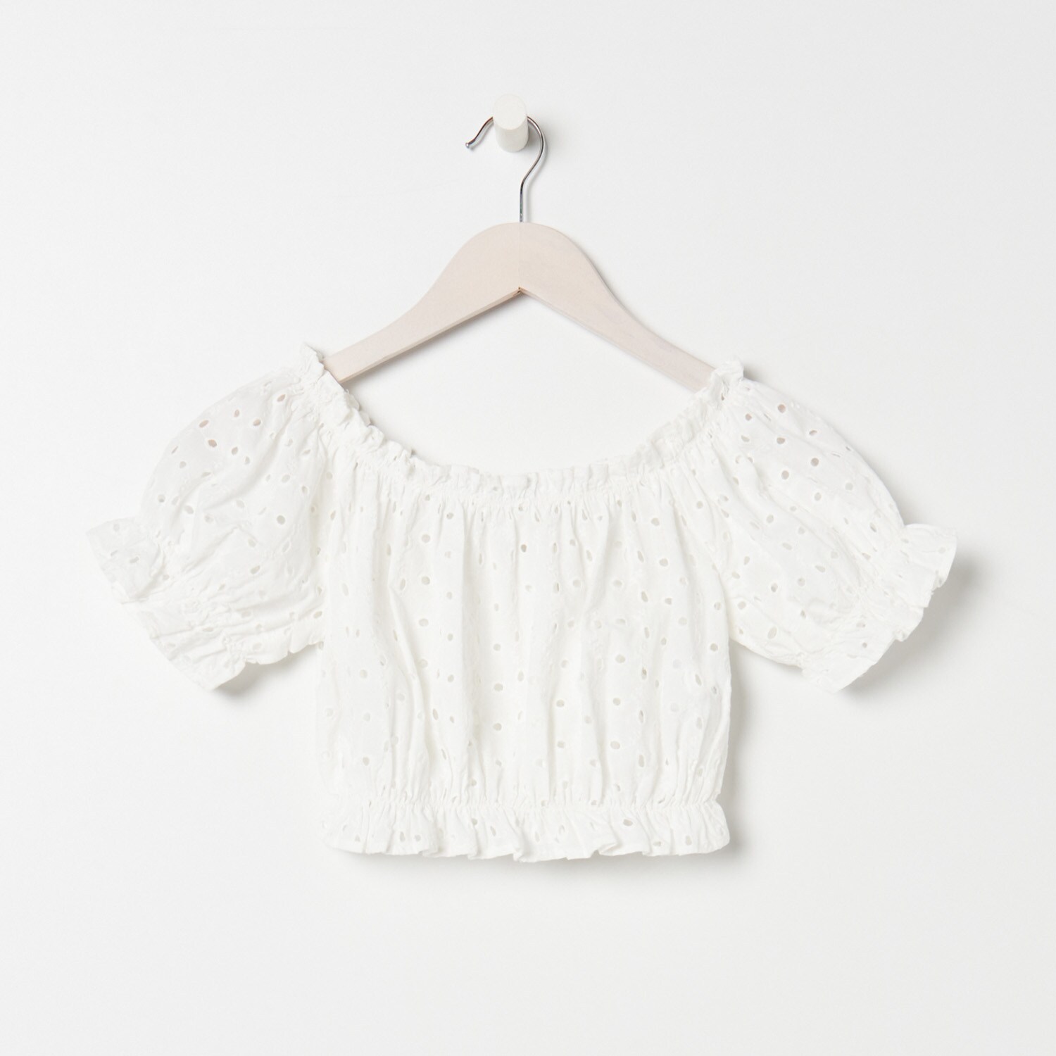 Crop top s anglickou výšivkou