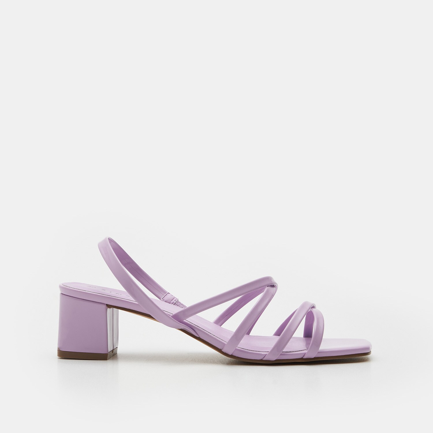 Remienkové sandále s rovnou podrážkou