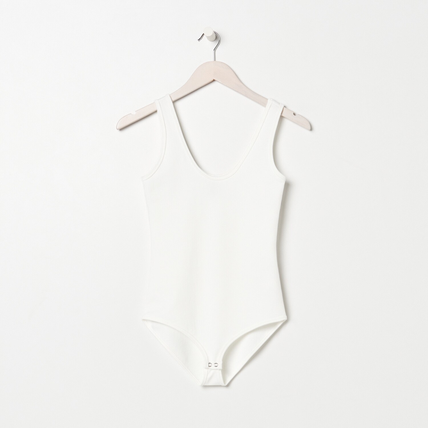 Body z prúžkovaného úpletu