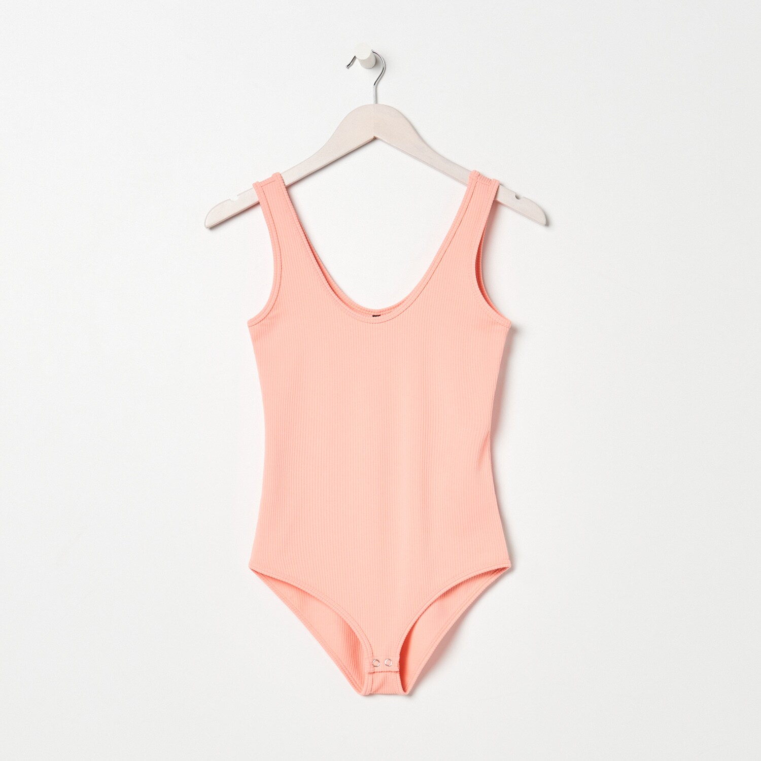 Body z prúžkovaného úpletu