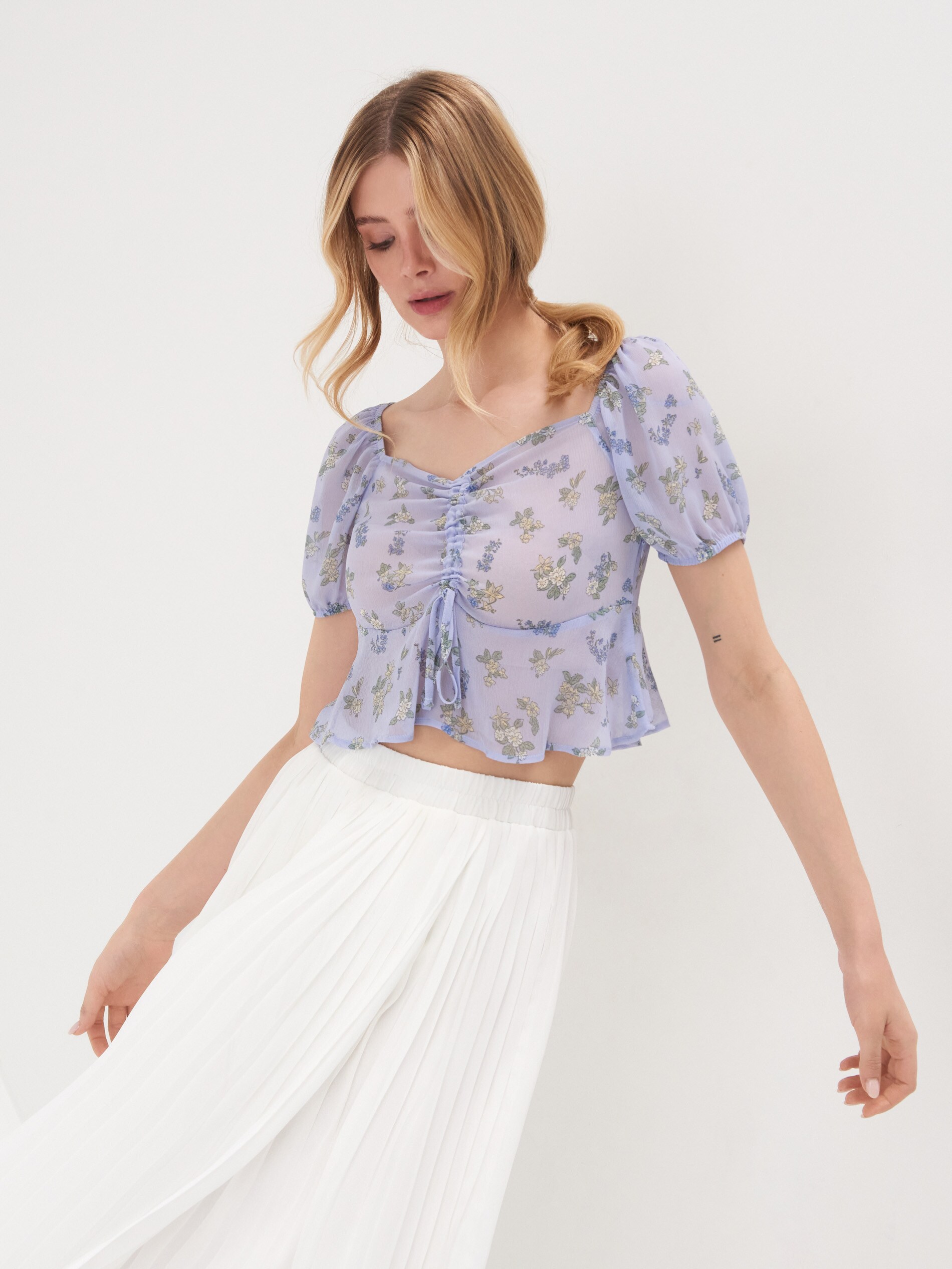 Blúzka s pufovanými rukávmi