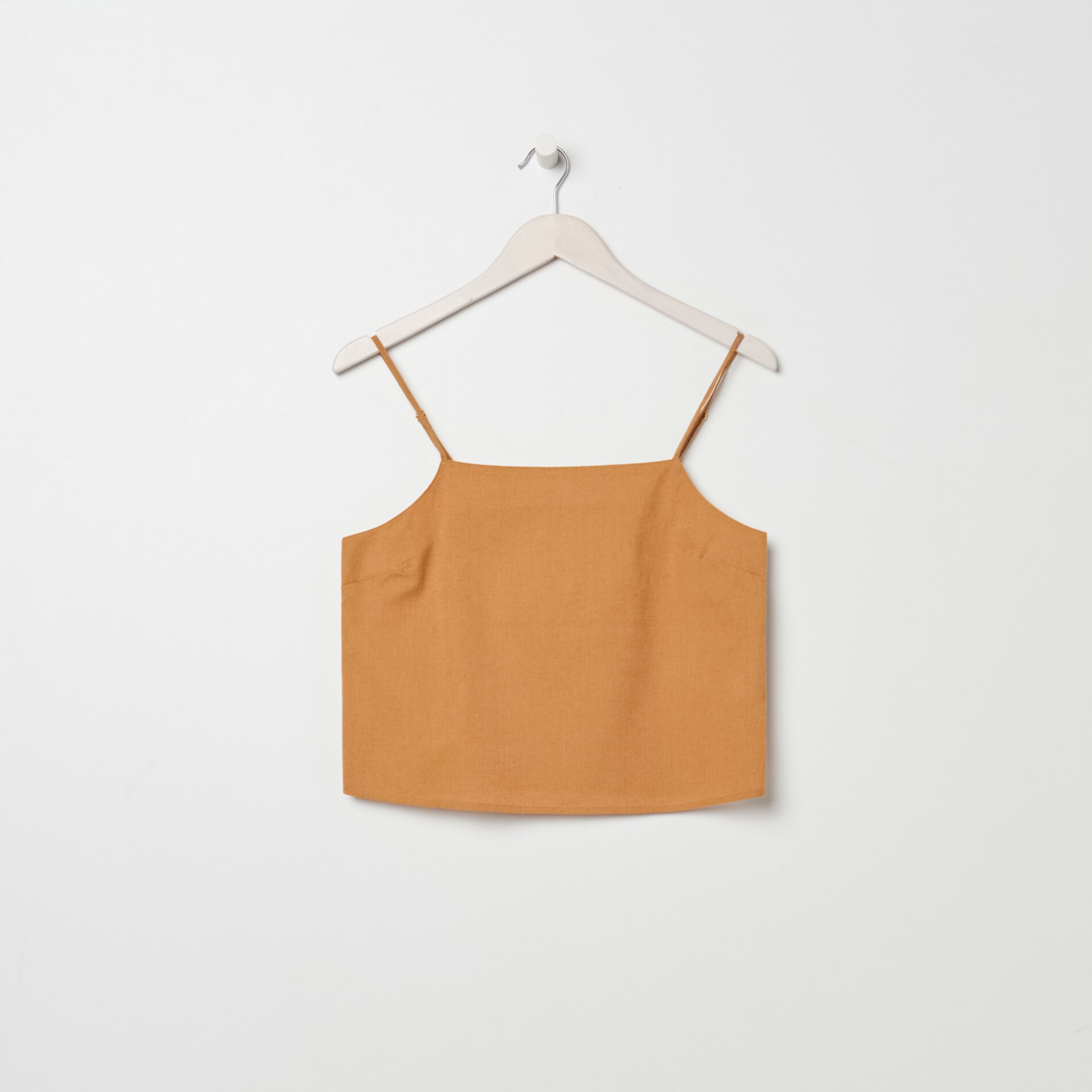 Ľanový crop top