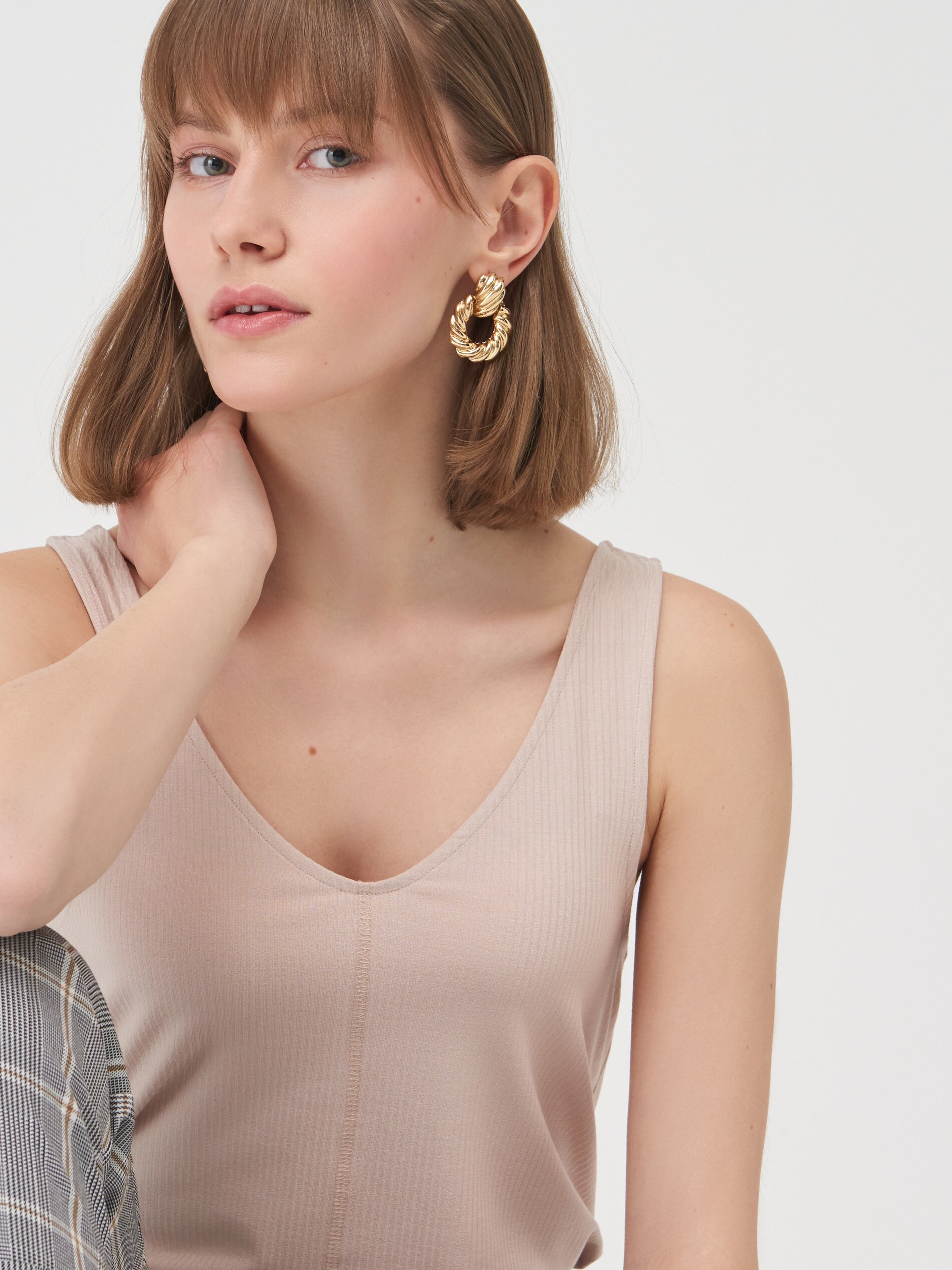 Blúzka bez rukávov