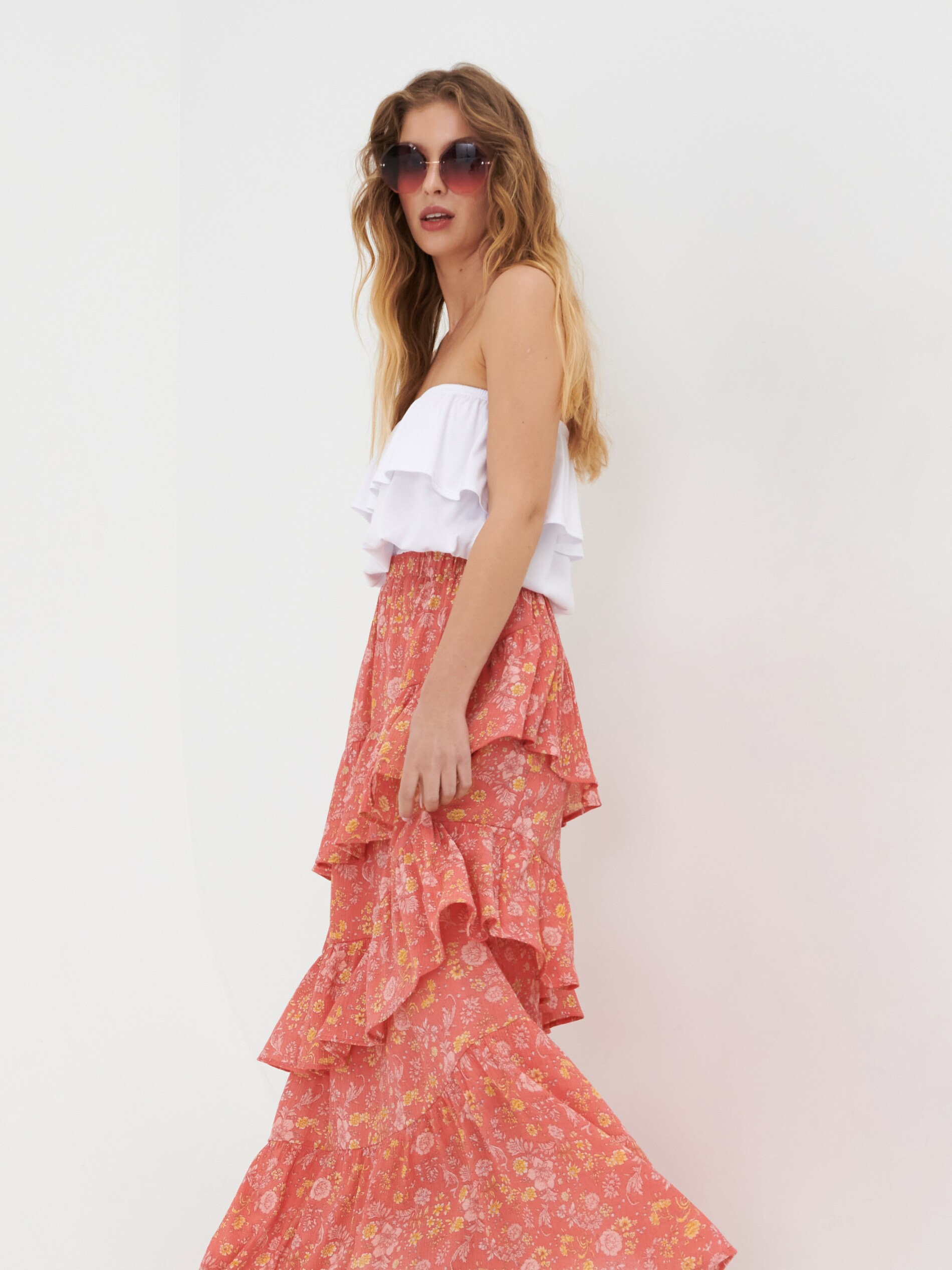 Maxisukňa s volánmi