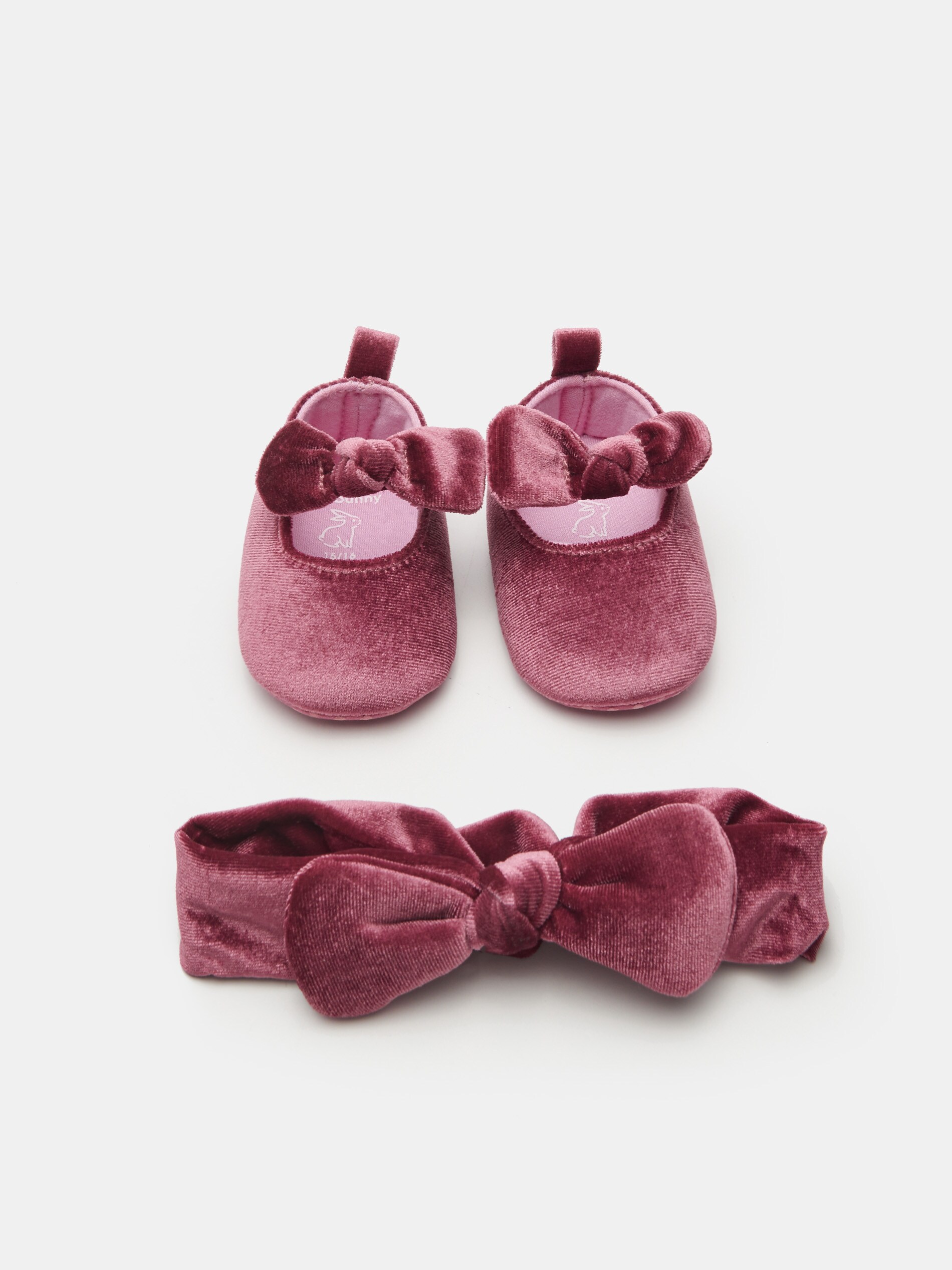 Súprava detských topánok a čelenky