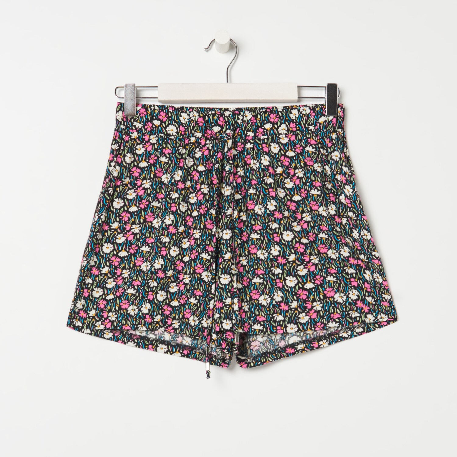 Kvetinové šortky