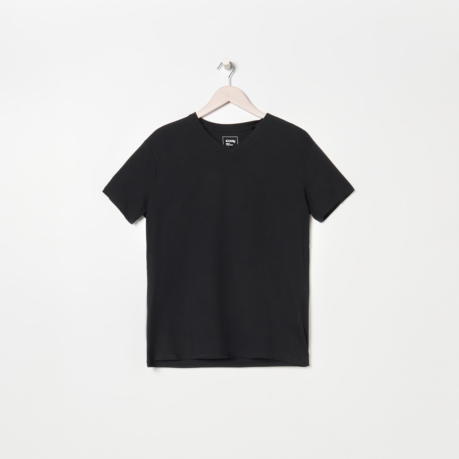 Basic tričko s véčkovým výstrihom