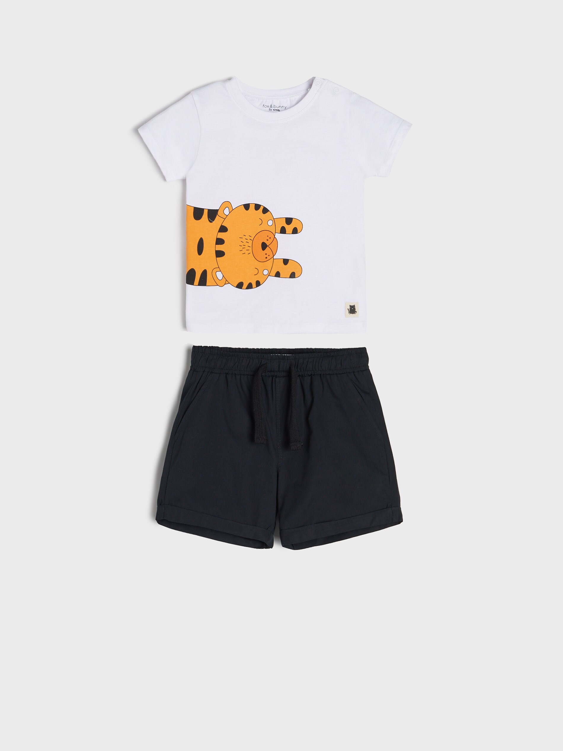 Súprava trička a šortiek