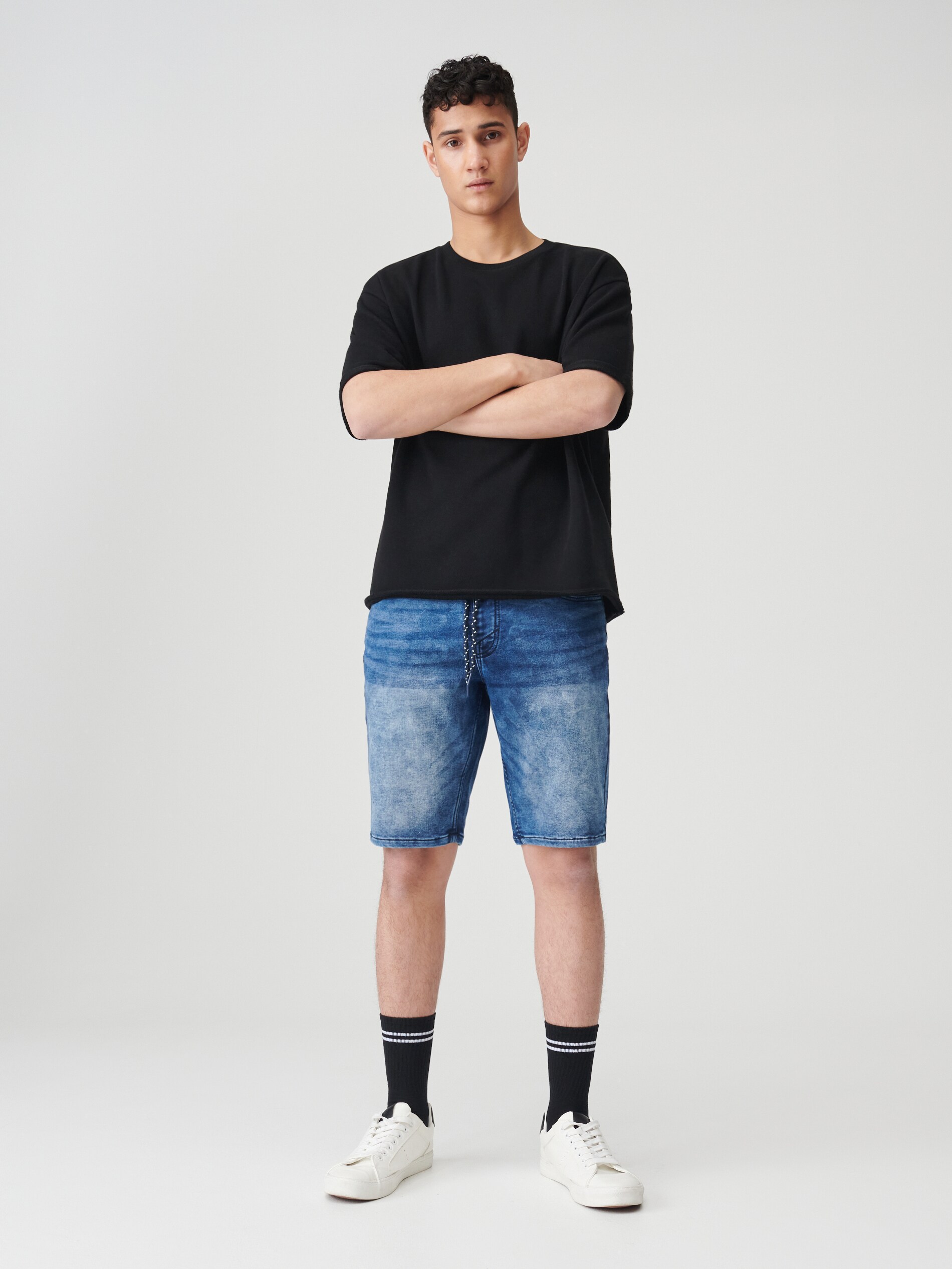 Denimové joggerové šortky