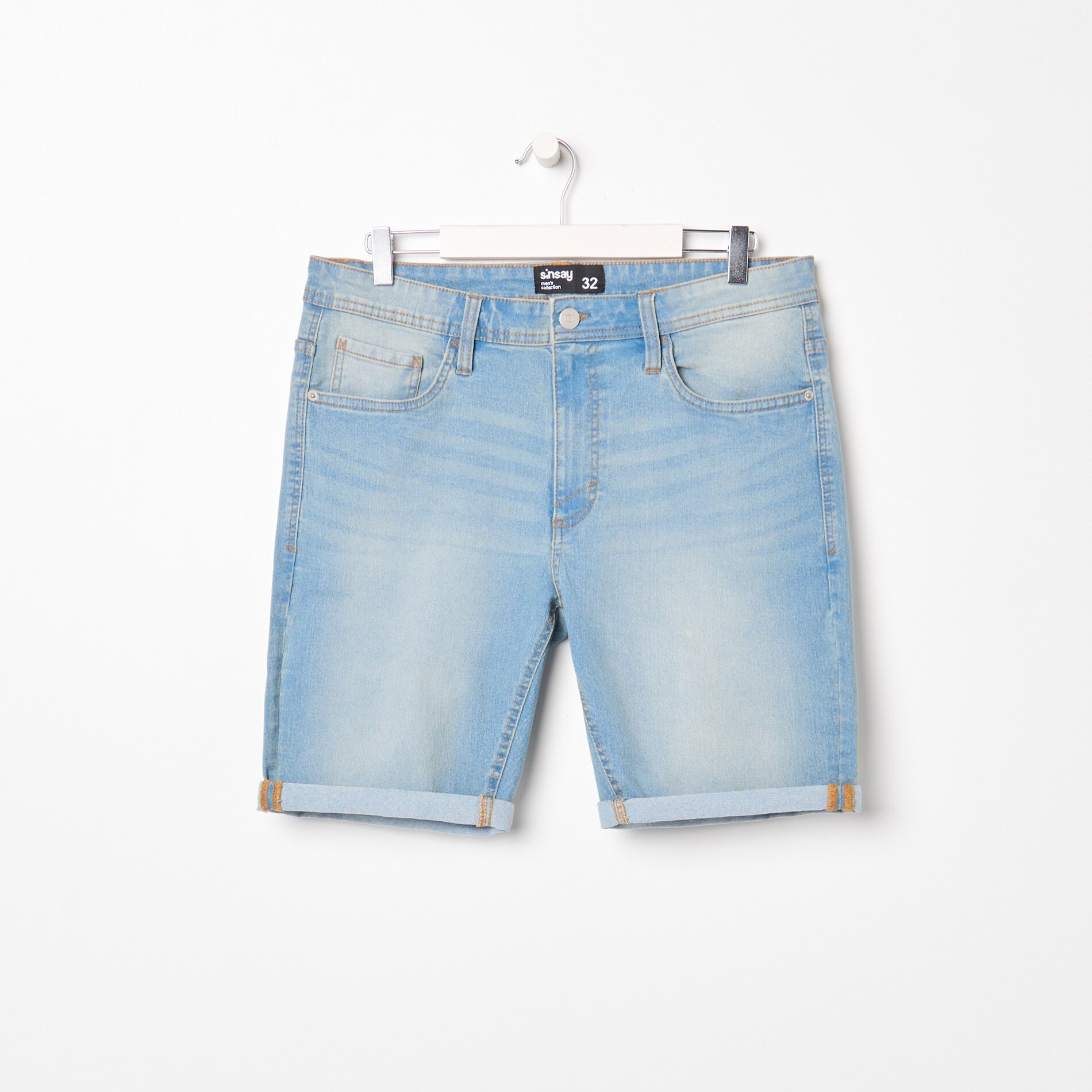 Denimové šortky slim fit