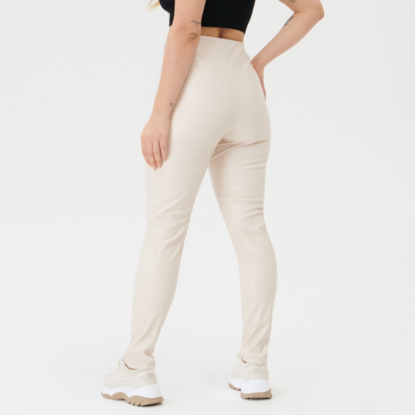 Sinsay – Pantaloni din piele ecologică – Ivory Sinsay Sinsay