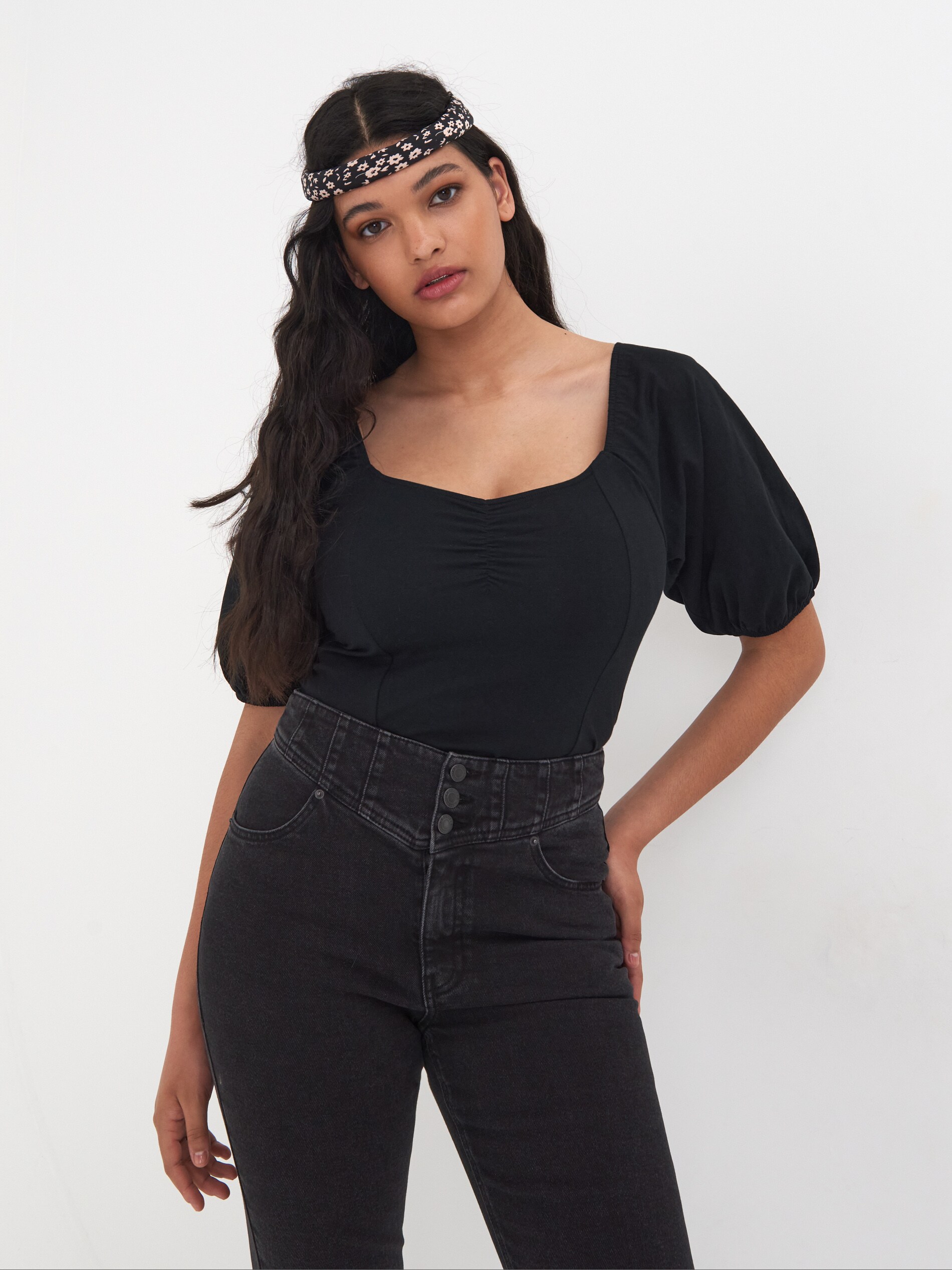 Tričko s pufovanými rukávmi slim fit