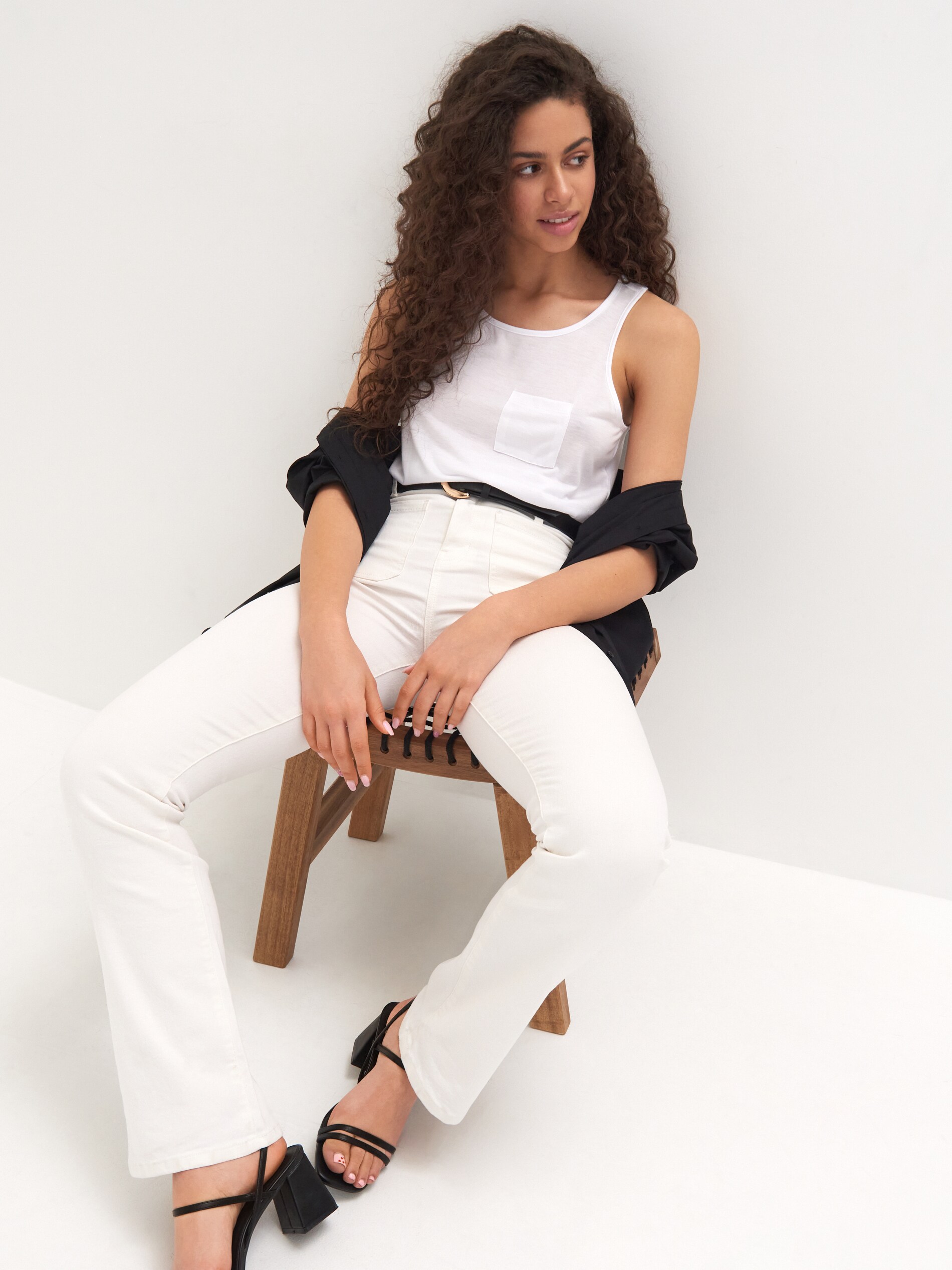 Top na tenké ramienka