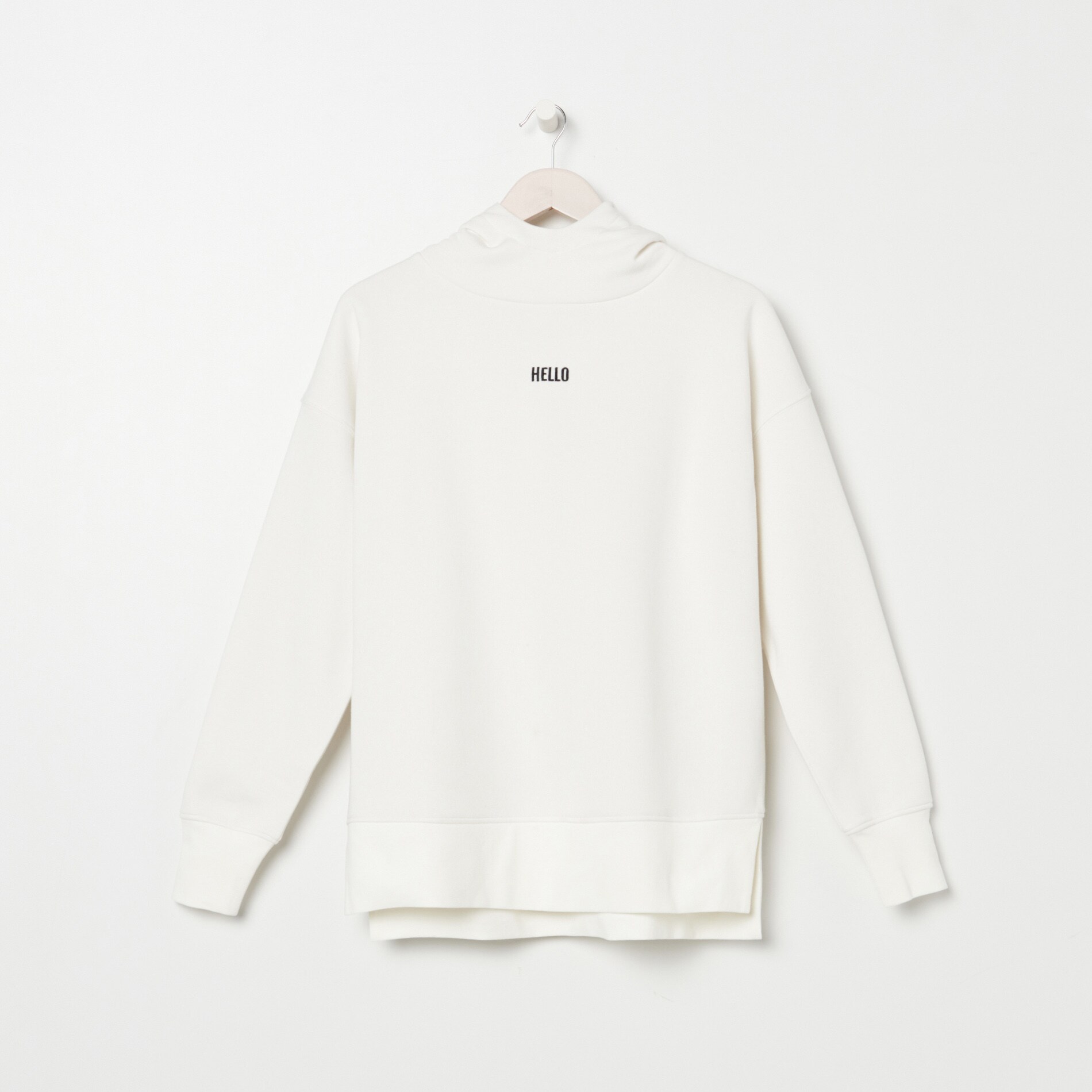 Mikina s kapucňou a vyšívaným nápisom