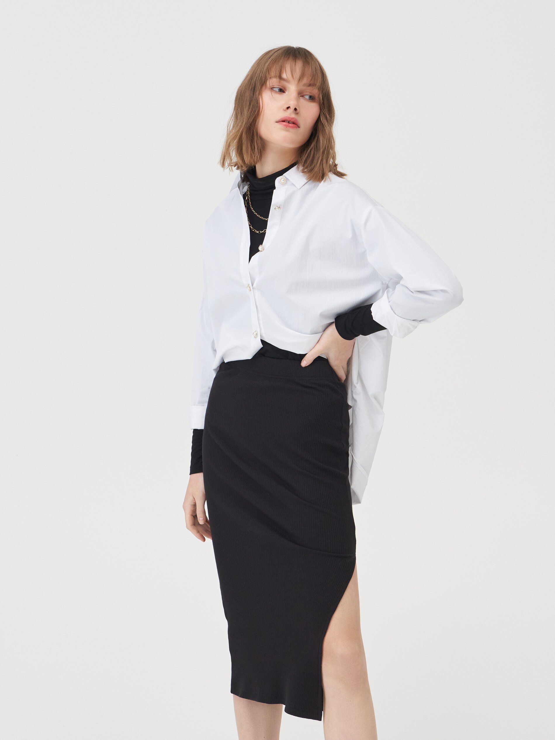 Sukňa z prúžkovaného úpletu