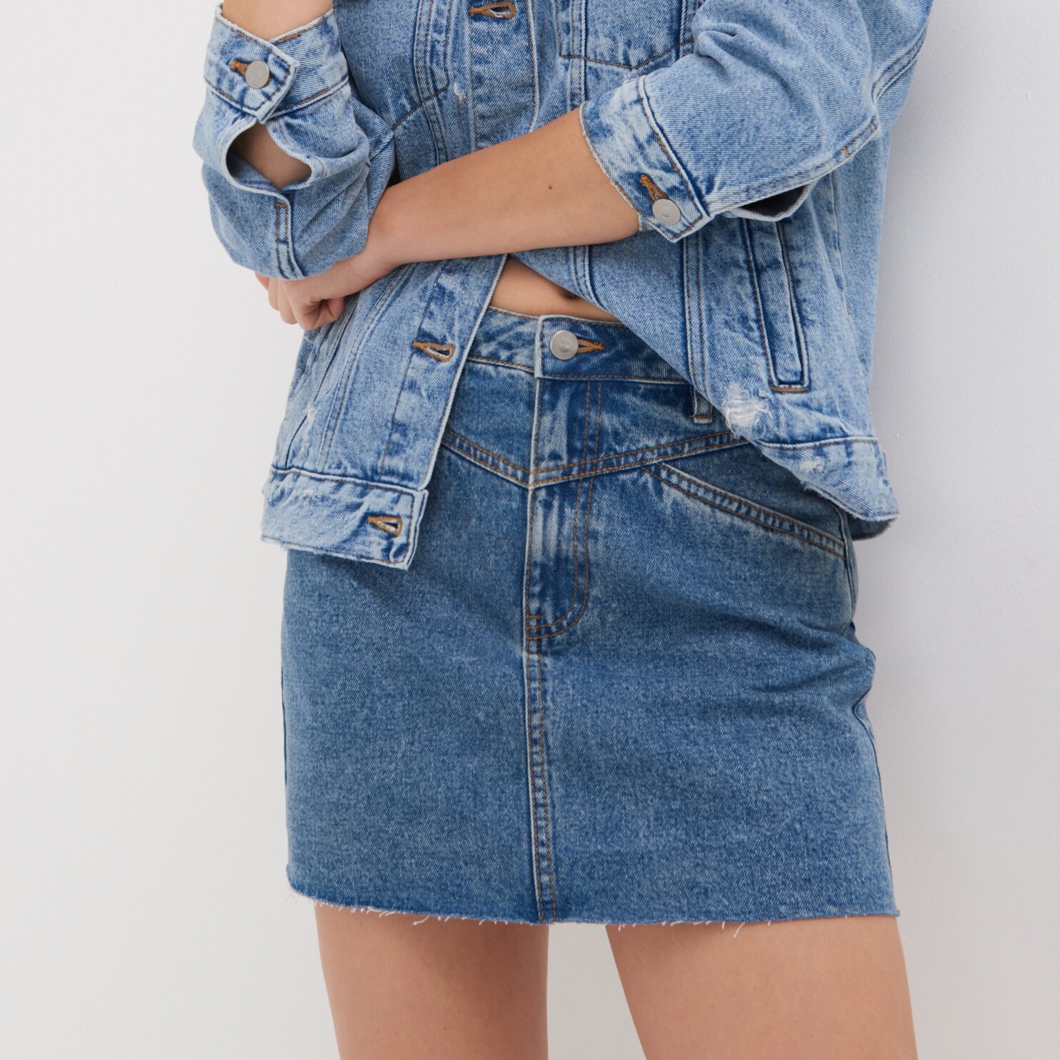 Denimová minisukňa
