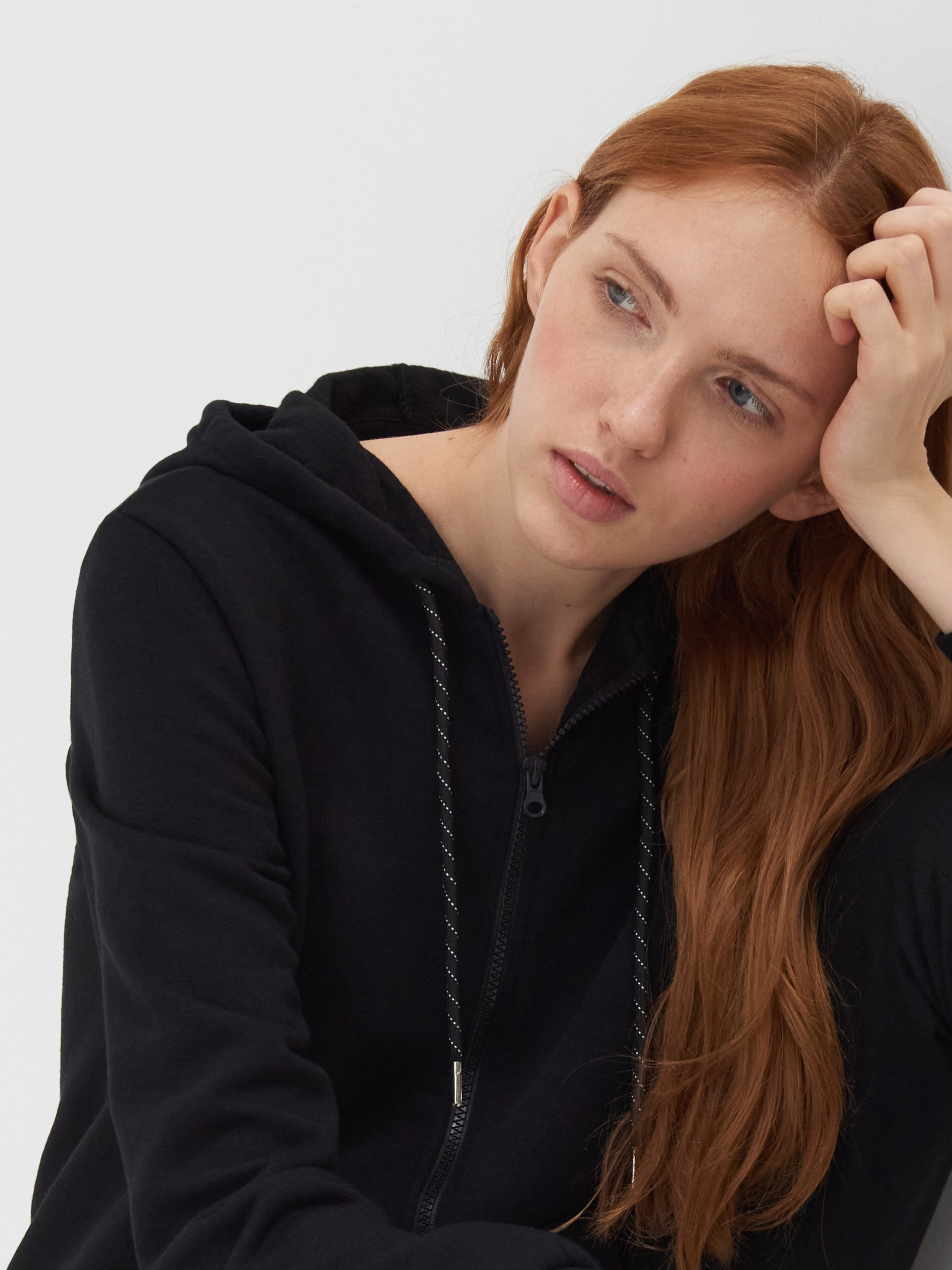 Mikina na zips s kapucňou