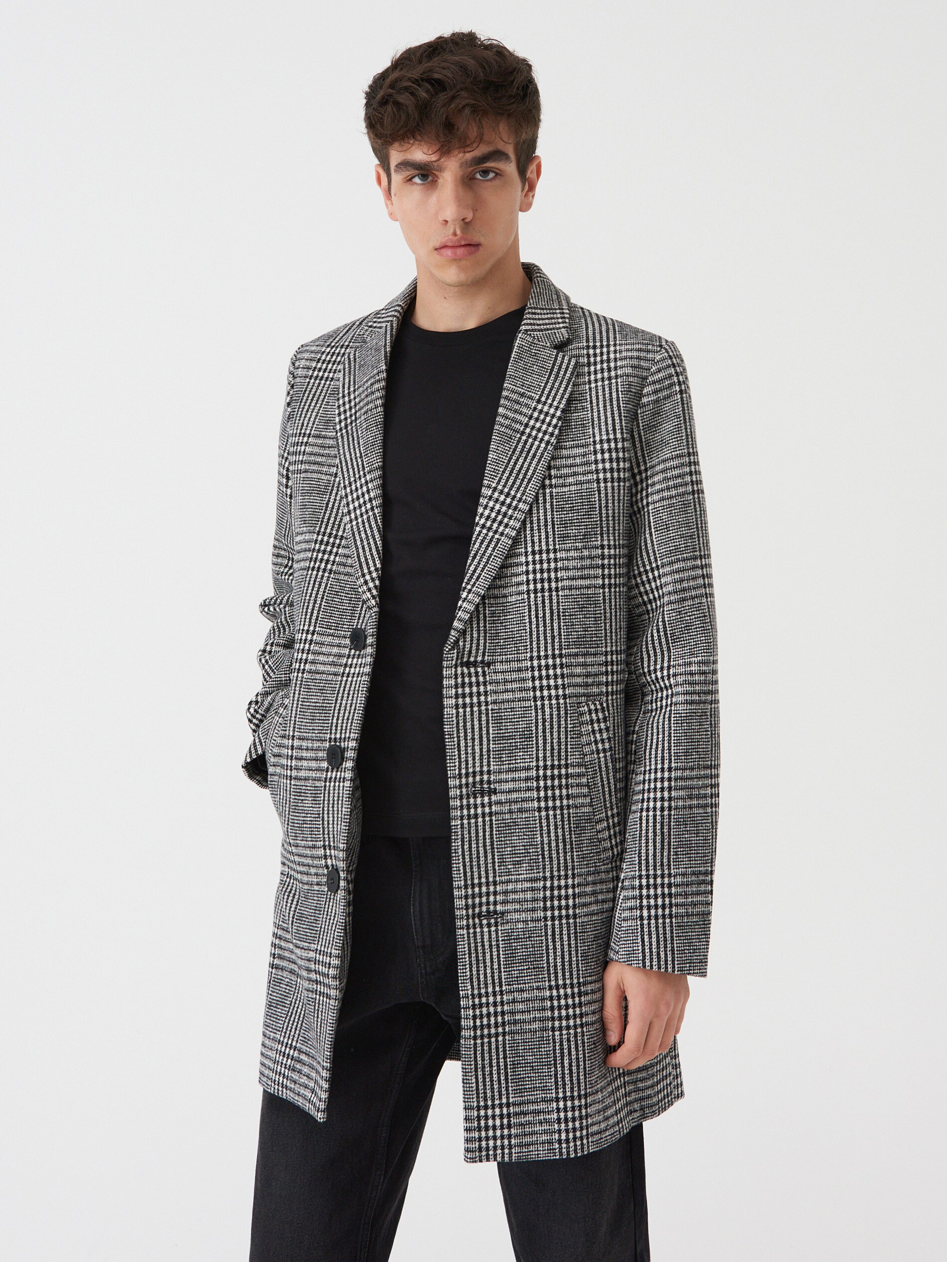 Klasický jednoradový kabát