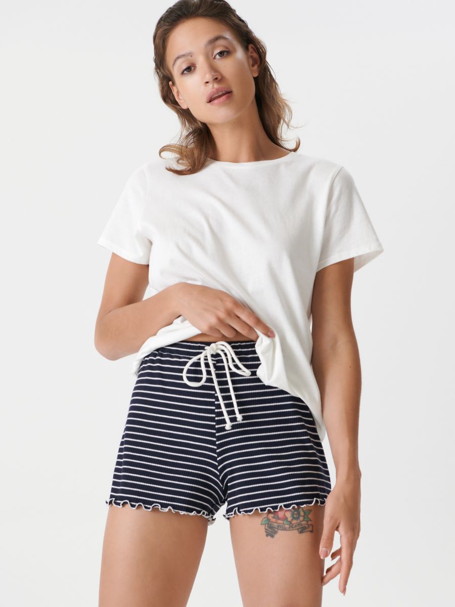 Pantaloncini a righe, SINSAY, 5738M-59X