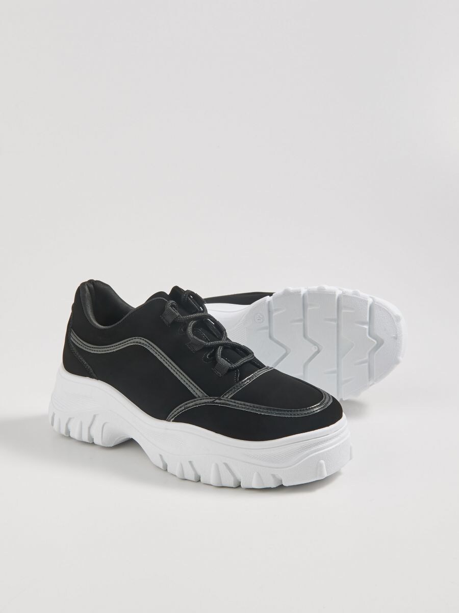 buty chunky sneakers